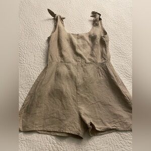 Womens SLATE 100% Linen Romper size Large (fits Smaller)